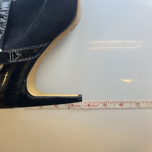 1. State Harloe Suede Booties - Size 6 - N189-5 - Picture 6 of 6